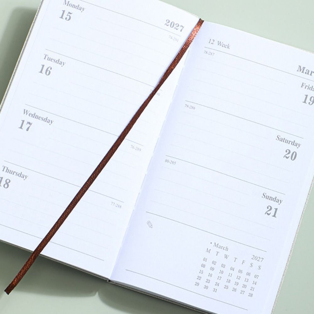 English 2027 Schedule Planner  - Leatherwork Plans recension och pris