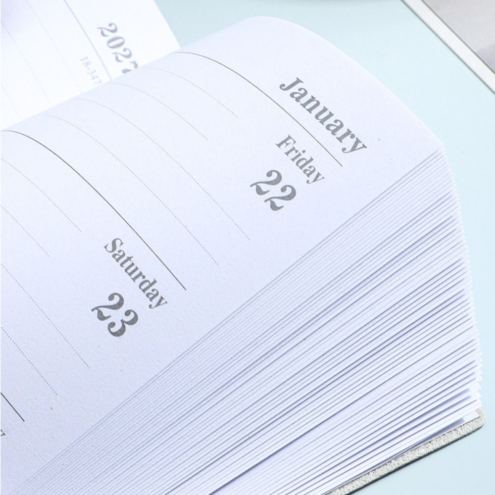English 2027 Schedule Planner  - Leatherwork Plans recension och pris