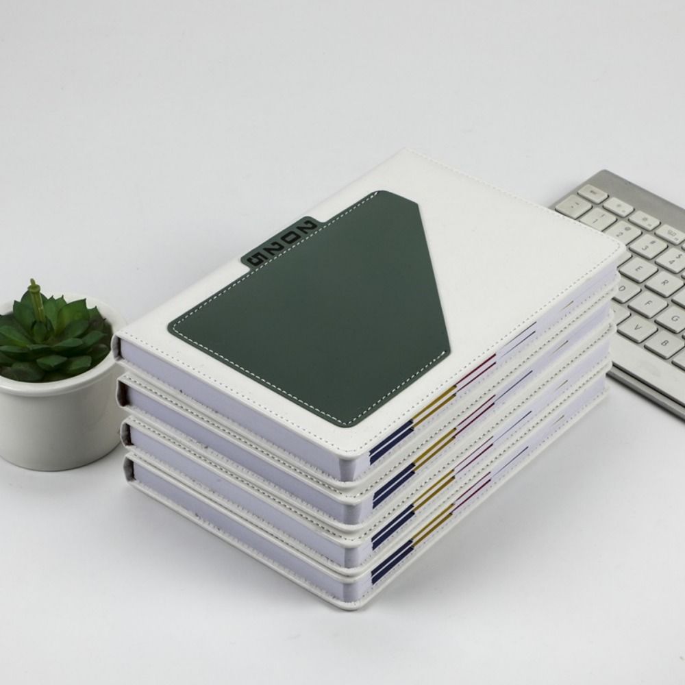 Yearly Schedule 2025 Notebook  - Leatherwork Plans recension och pris