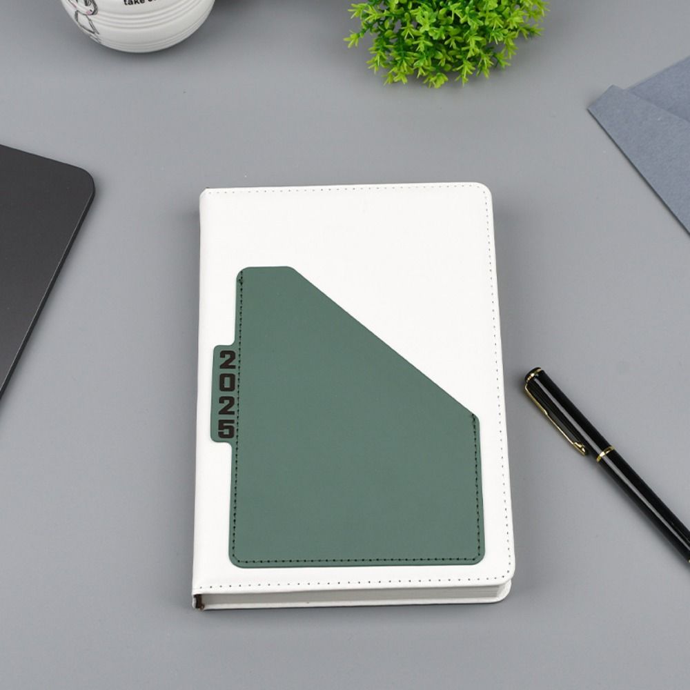 Yearly Schedule 2025 Notebook  - Leatherwork Plans recension och pris