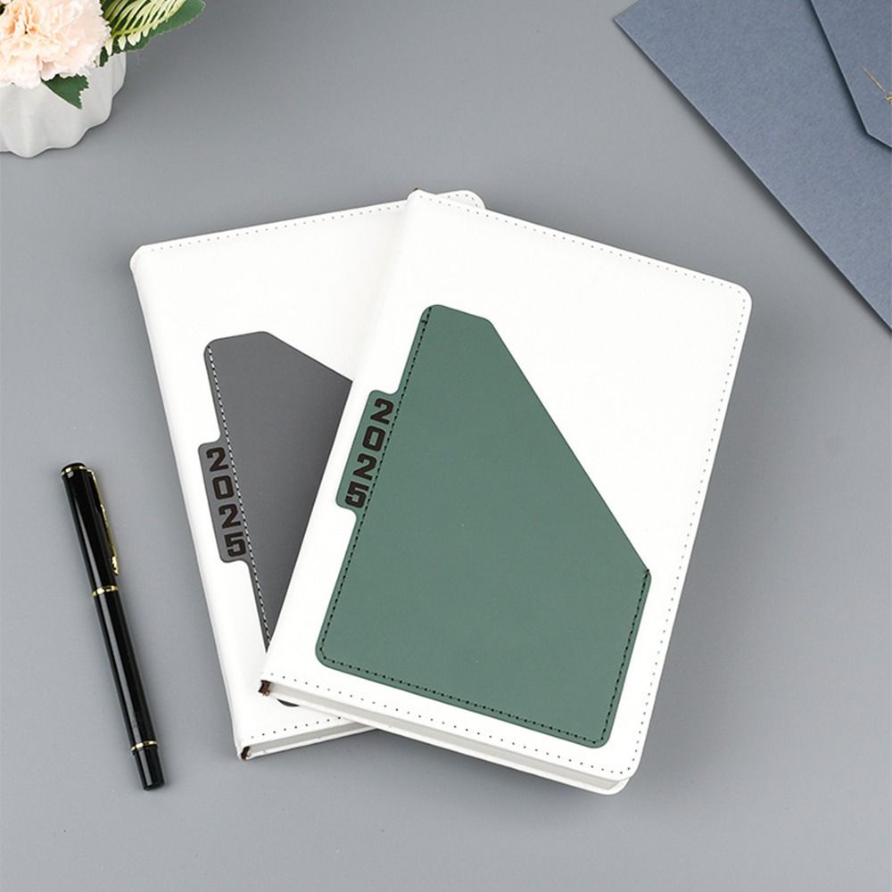 Yearly Schedule 2025 Notebook  - Leatherwork Plans recension och pris